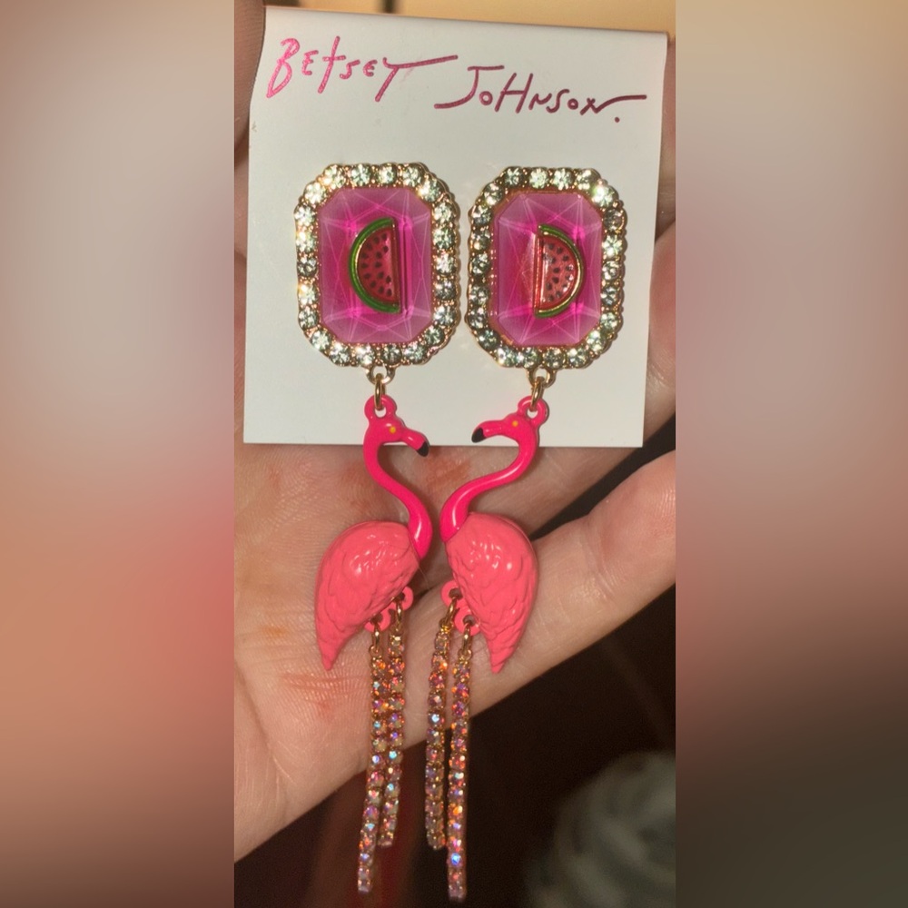 BETSEY JOHNSON Mermaid Jewels Flamingo Dangling from Oversized Crystal NEW NWT